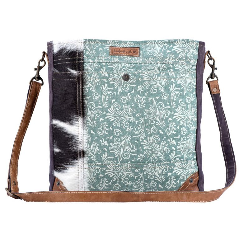 Buy Comely Shoulder Bag Online at Wholesale Price
