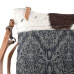 Amoss Small & Cross Body - Image 4