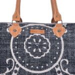 Elina Weekender Bag - Image 3