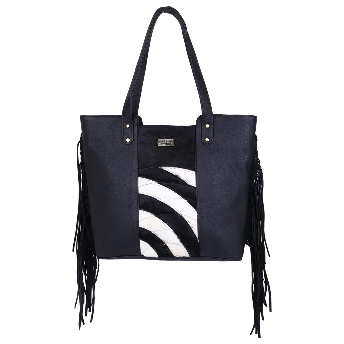 Monochrome Maven - Image 1