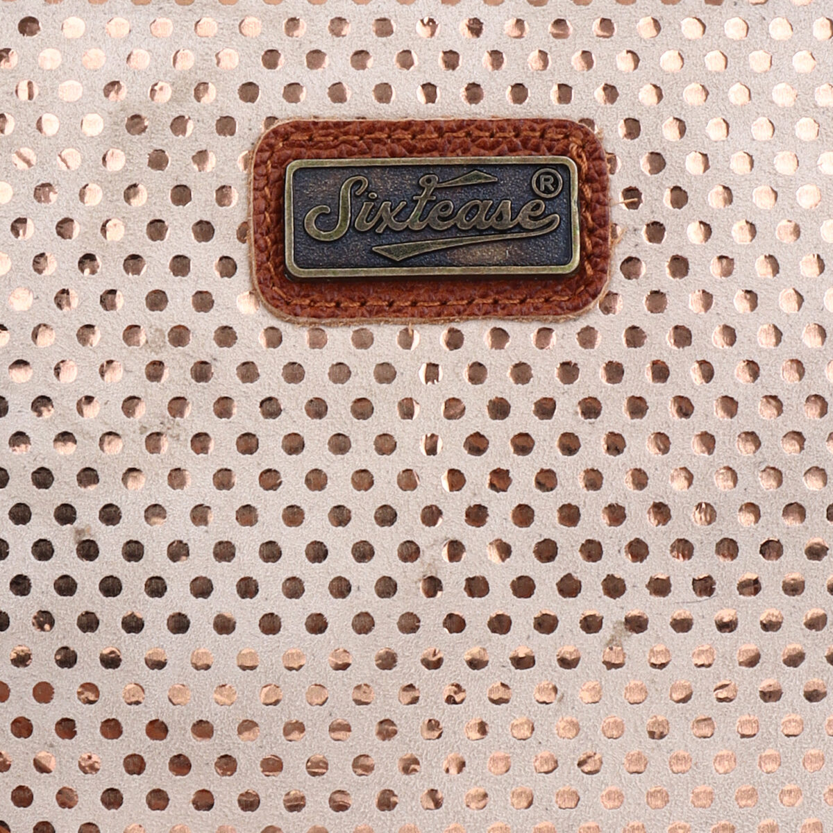 The Majestic Metallic - Image 4